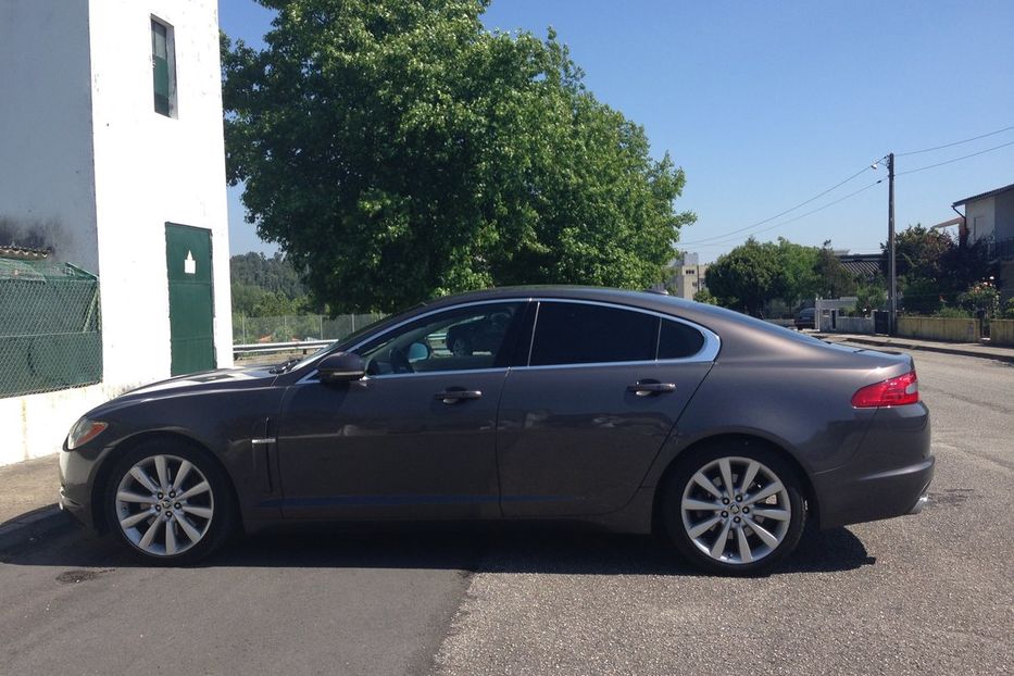 Продам Jaguar XF 3.0 V6 2010 года в Сумах