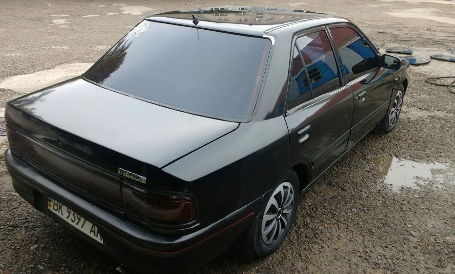 Продам Mazda 323 BG 1991 года в Черновцах