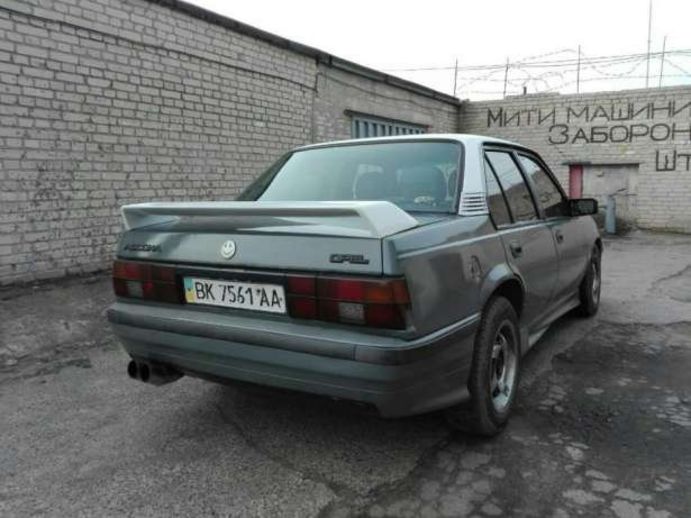Продам Opel Ascona в Луцке 1988 года выпуска за 45 000грн Продам Opel Ascona 1988 года в Луцке