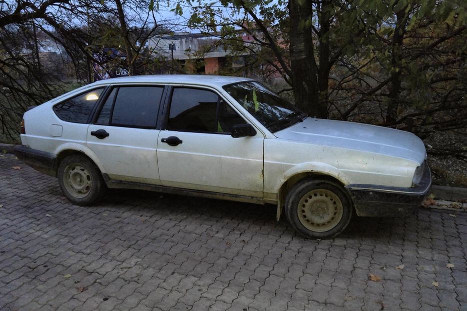 Продам Volkswagen Passat B2 1981 года в Ужгороде