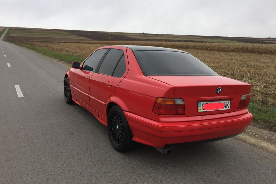 Продам BMW 320 1996 года в Черновцах