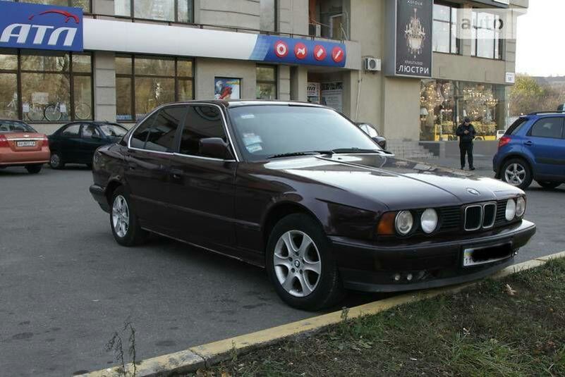 Продам BMW 520 в Киеве 1991 года выпуска за 2 800$ Продам BMW 520 1991 года в Киеве