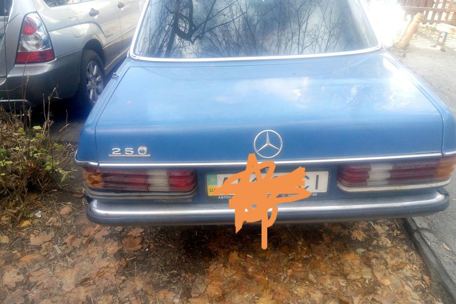 Продам Mercedes-Benz 250 1980 года в Киеве