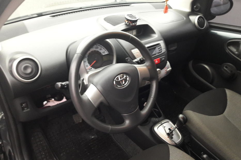 Продам Toyota Aygo 2013 года в Одессе