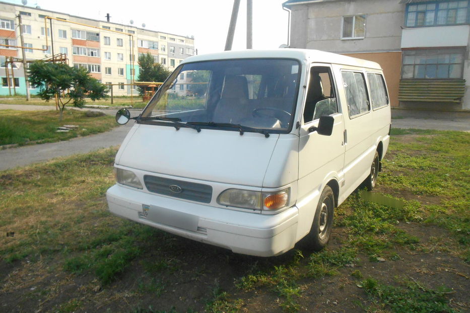 Продам Kia Besta 2000 года в г. Лозовая, Харьковская область