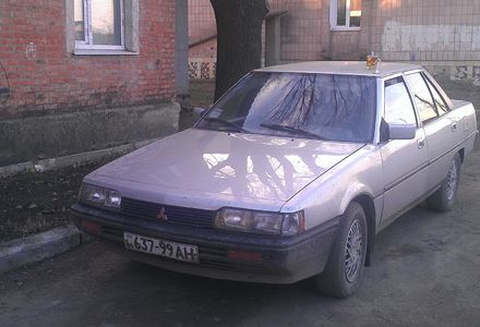 Продам Mitsubishi Galant по запчастям  1987 года в г. Знаменка, Кировоградская область