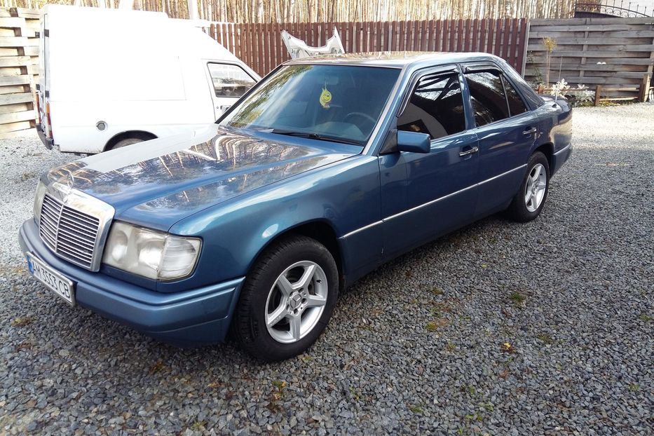 Продам Mercedes-Benz 260 1992 года в Житомире
