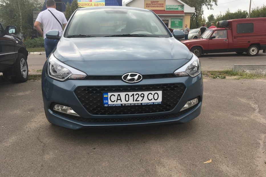 Продам Hyundai i20 2017 года в Киеве
