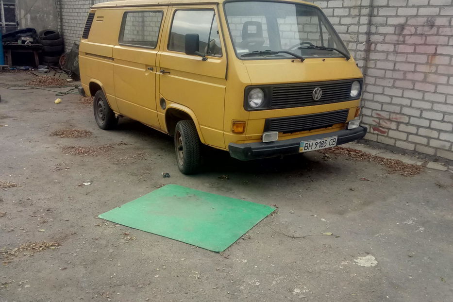 Продам Volkswagen T3 (Transporter) Груопассажир 1988 года в Одессе