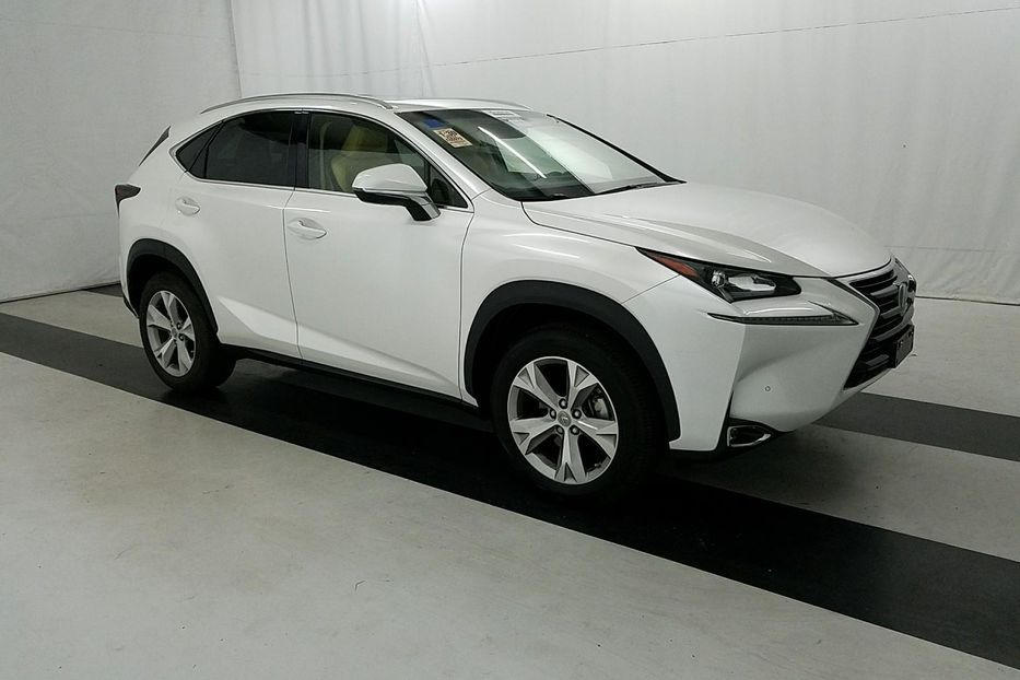 Продам Lexus NX 200 200T 2016 года в Киеве