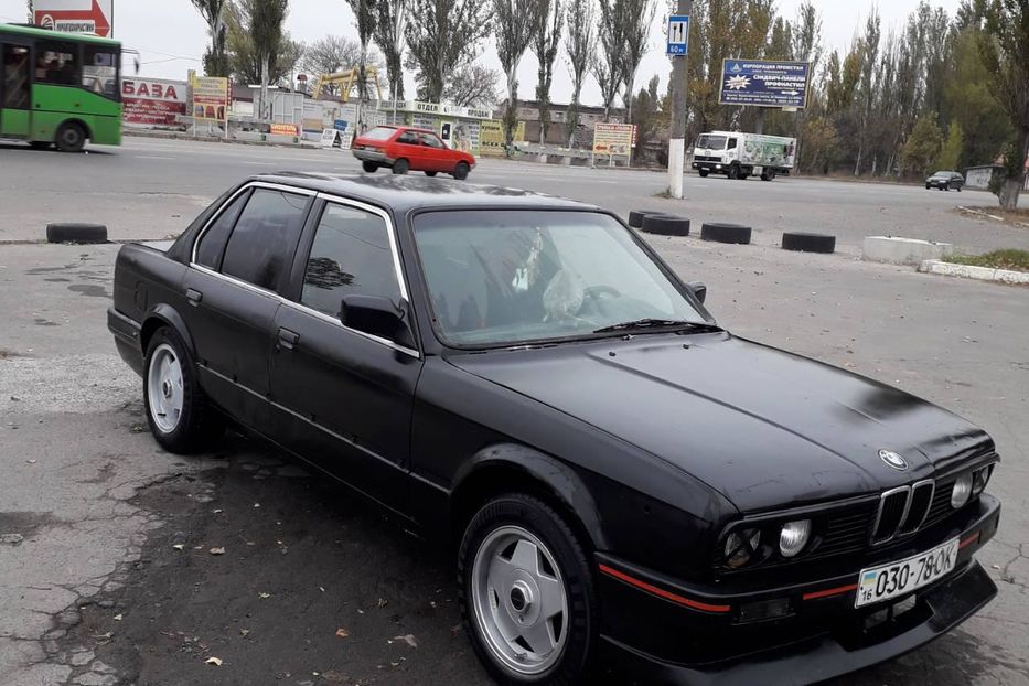 Продам BMW 324 в Херсоне 1987 года выпуска за 2 300