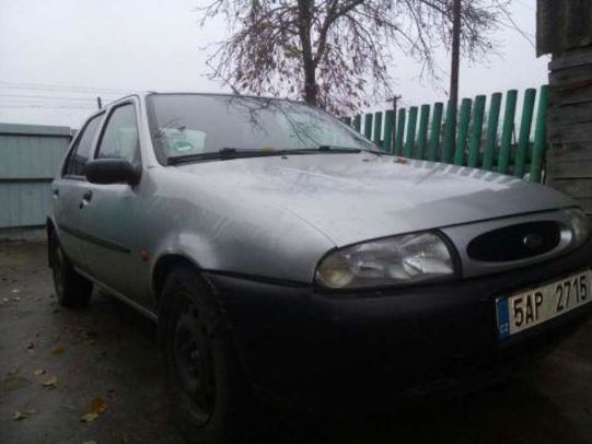 Продам Ford Fiesta 1999 года в г. Новоград-Волынский, Житомирская область