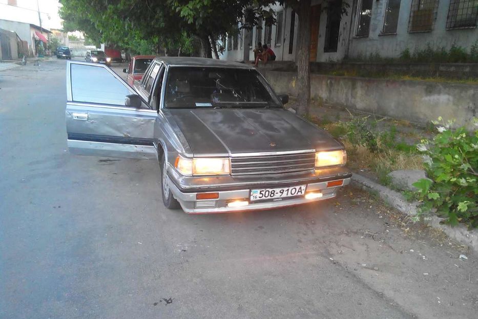 Продам Nissan Laurel 1987 года в Одессе
