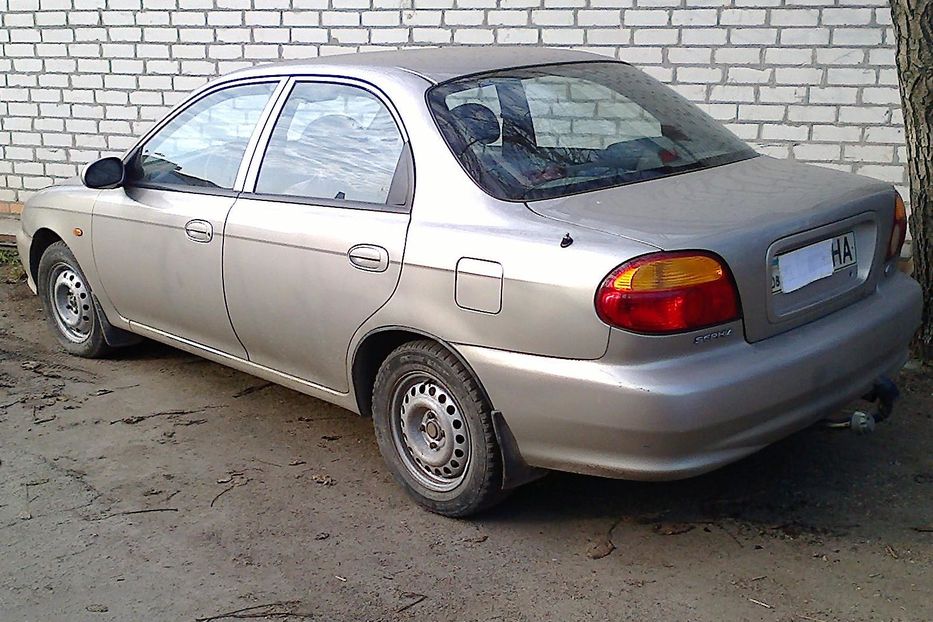 Продам Kia Sephia 1999 года в Запорожье