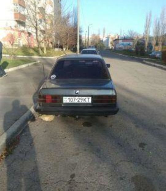 Продам BMW 323 Е30 1984 года в г. Южный, Одесская область