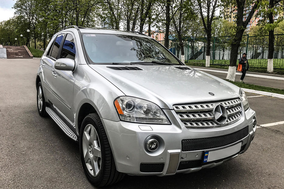 Продам Mercedes-Benz ML 55 AMG 2007 года в Киеве