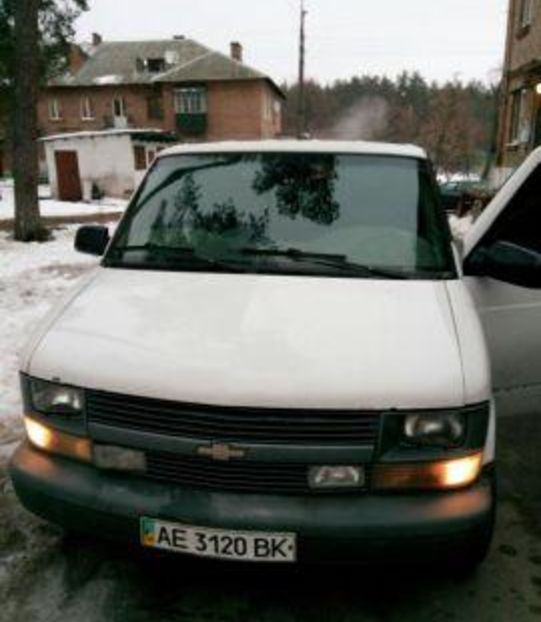 Продам Chevrolet Astro пасс. 2004 года в Киеве