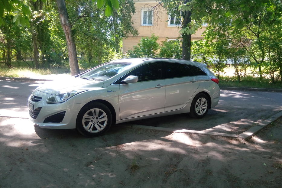 Продам Hyundai i40 2011 года в г. Кременчуг, Полтавская область
