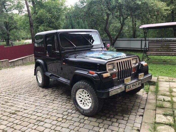 Продам Jeep Wrangler 1989 года в Киеве