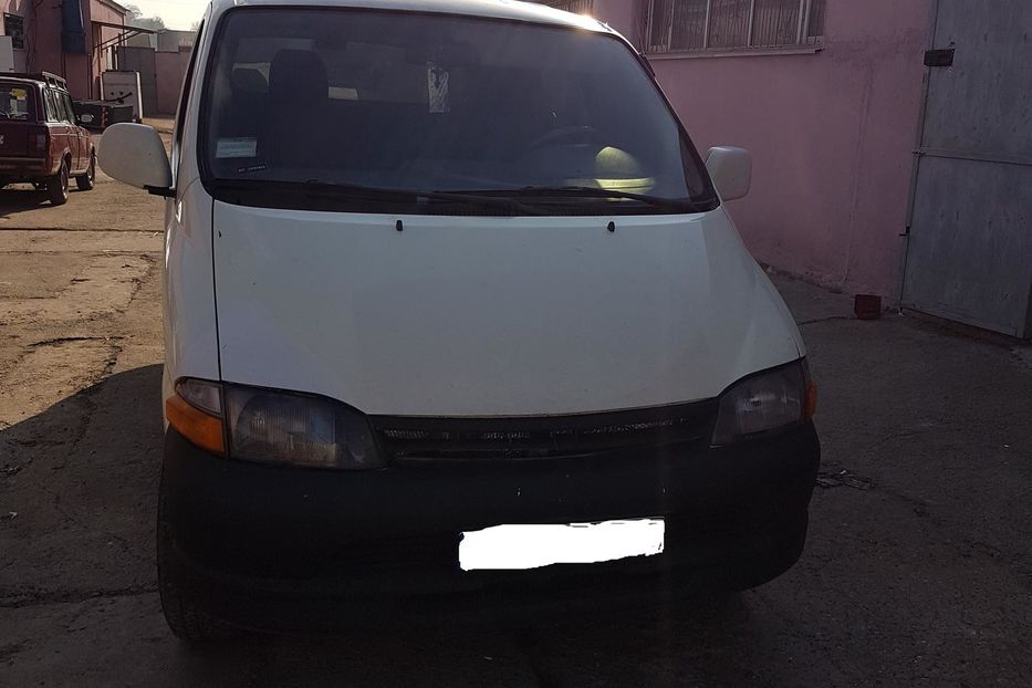 Продам Toyota Hiace груз. Грузовой 1996 года в Одессе