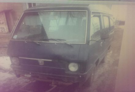 Продам Mitsubishi Delica Запчастыны 1986 года в г. Знаменка, Кировоградская область
