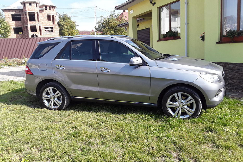 Продам Mercedes-Benz ML 250 2013 года в Черновцах