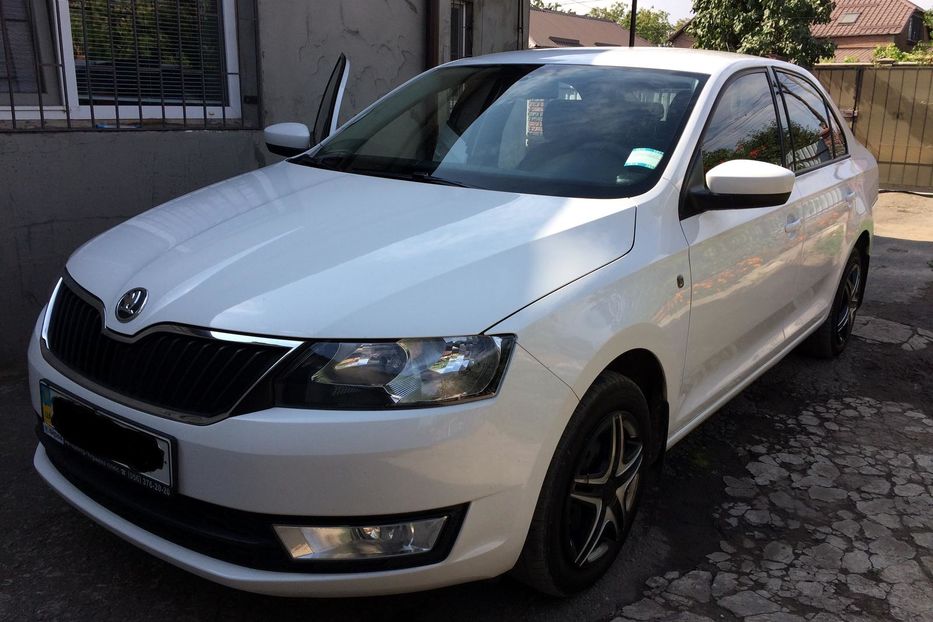 Продам Skoda Rapid Ambition 2013 года в г. Кривой Рог, Днепропетровская область