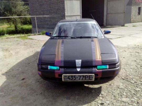 Продам Mazda 323 1990 года в Черновцах
