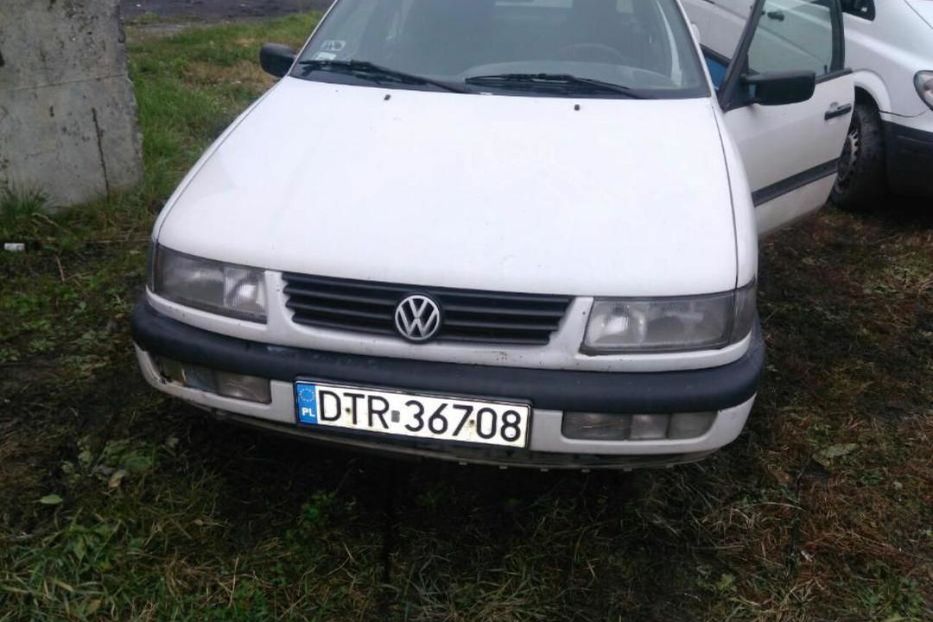 Продам Volkswagen Passat B4 1996 года в Киеве