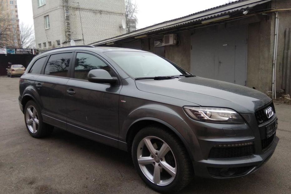 Продам Audi Q7 S line 2013 года в Харькове