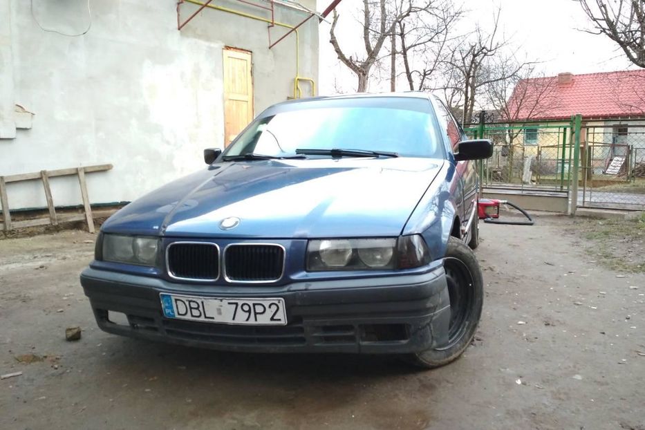 Продам BMW 316 Инжектор 1995 года в г. Дрогобыч, Львовская область