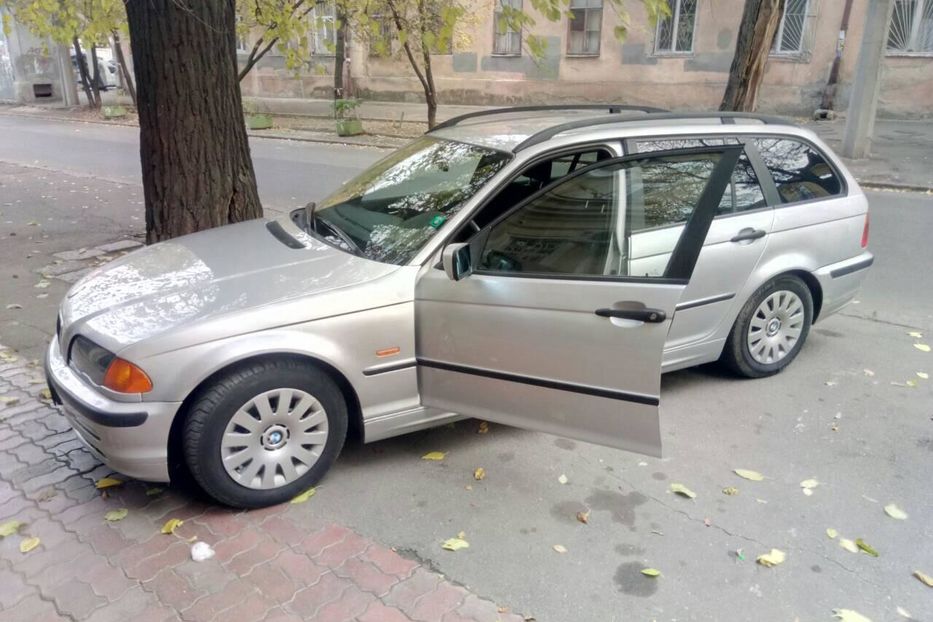 Продам BMW 320 2000 года в Одессе