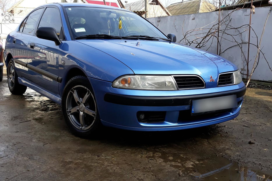 Продам Mitsubishi Carisma 2002 года в г. Измаил, Одесская область