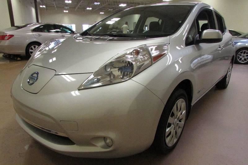 Продам Nissan Leaf 2014 года в Днепре