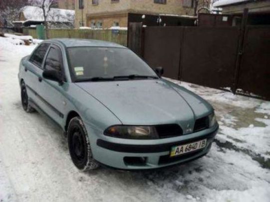 Продам Mitsubishi Carisma 2003 года в Киеве