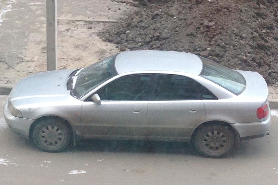 Продам Audi A4 1998 года в Харькове