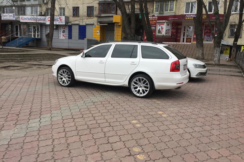 Продам Skoda Octavia A5 Skoda Octavia A5 Combi 4x4 2011 2011 года в Днепре