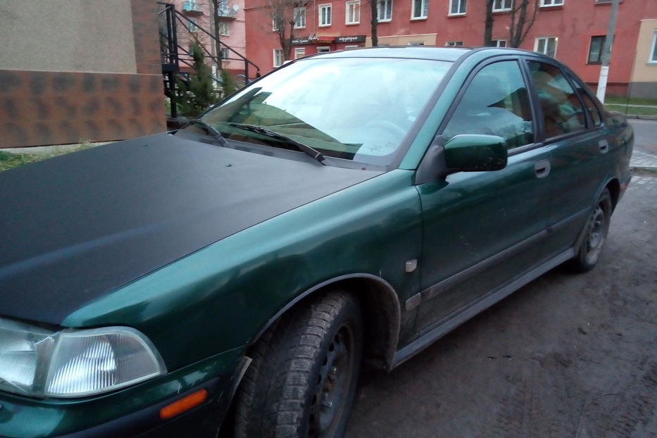 Продам Volvo S40 Продам автомобіль volvo 1998 р 1998 года в г. Нововолынск, Волынская область