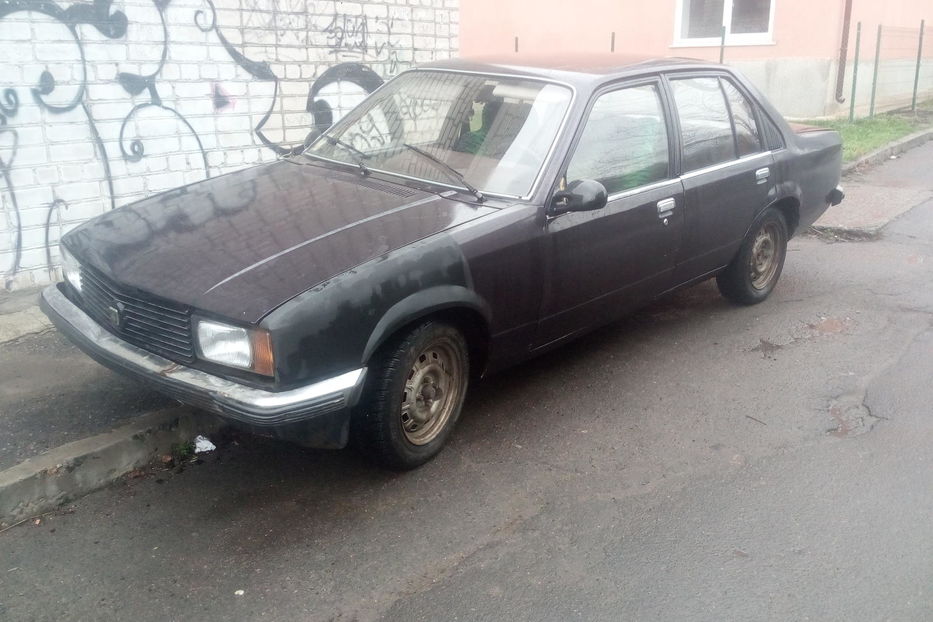 Продам Daewoo D 1983 года в Одессе