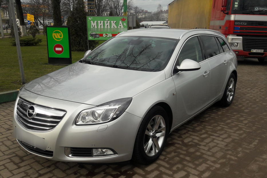 Продам Opel Insignia Opel Insignia   sports tourer sw 2011 2011 года в Ивано-Франковске