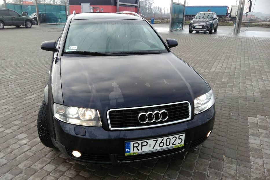 Продам Audi A4 Guatro 2003 года в Киеве