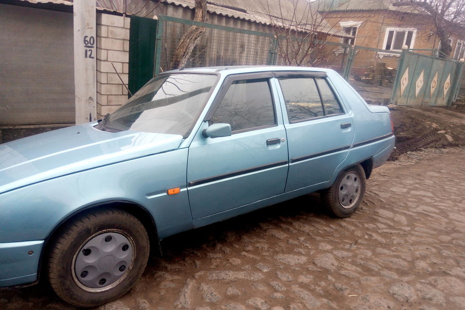 Продам ЗАЗ 1103 Славута 2004 года в г. Новоукраинка, Кировоградская область