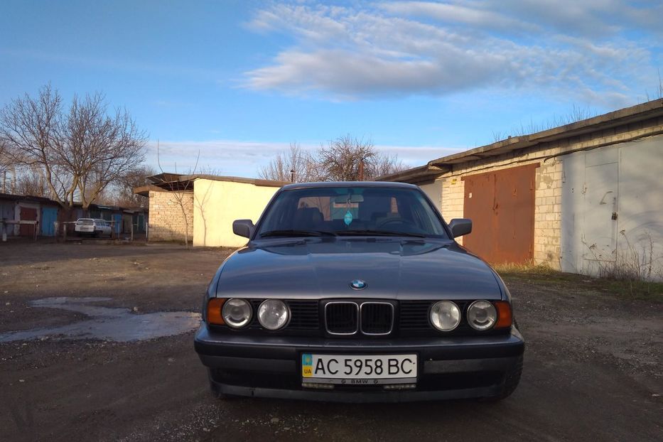 Продам BMW 520 1993 года в г. Ладыжин, Винницкая область
