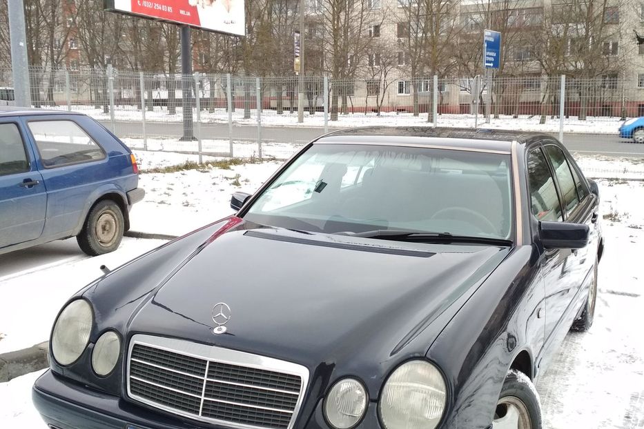 Продам Mercedes-Benz 220 Mercedes w210 kompressor 1998 года в Львове