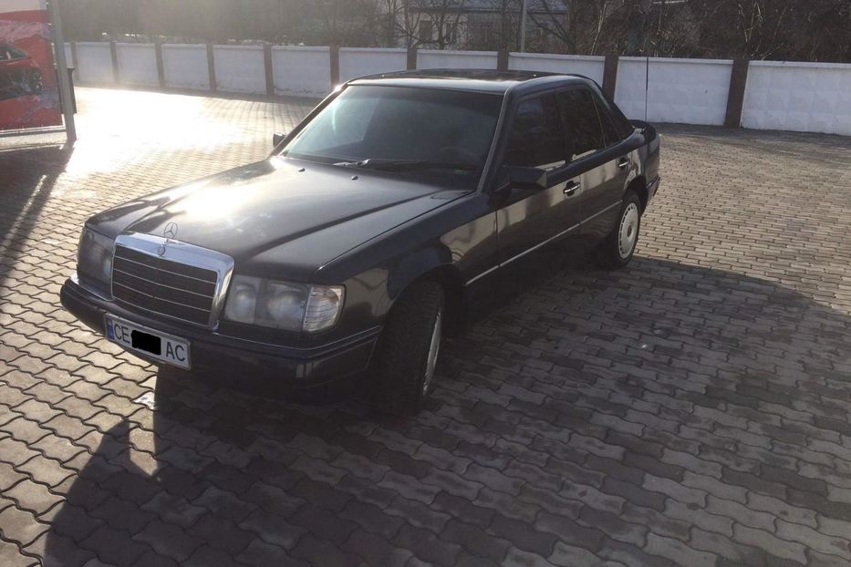 Продам Mercedes-Benz 260 1992 года в Черновцах
