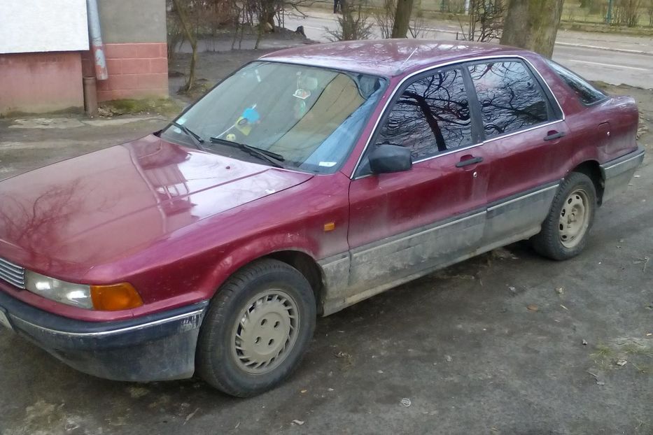 Продам Mitsubishi Galant Е33 хечб 1.8 без-газ4 поколінн 1990 года в Львове