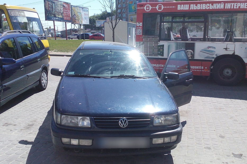 Продам Volkswagen Passat B4 1993 года в Львове