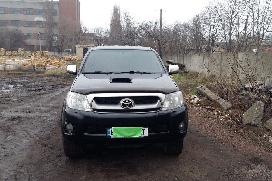 Продам Toyota Hilux 2011 года в Одессе