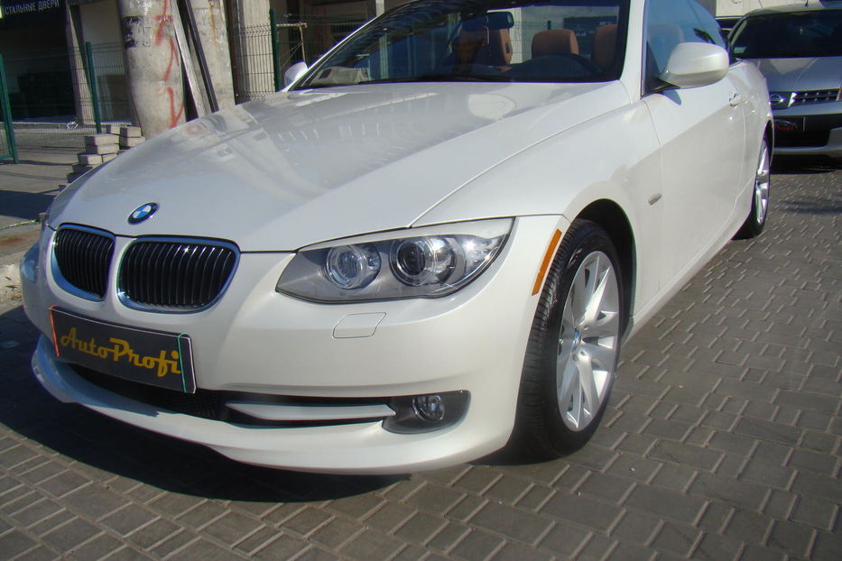 Продам BMW 330 2012 года в Одессе