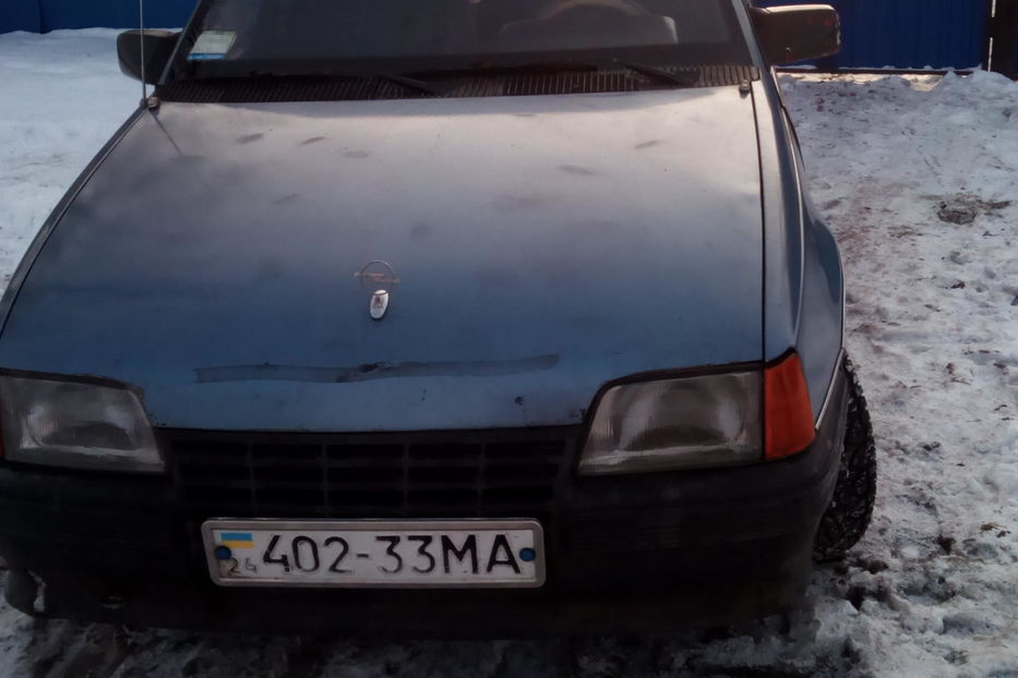 Продам Opel Kadett Сідан 1987 года в г. Оржица, Полтавская область